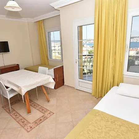 Uzun Ξενοδοχείο Ayvalı