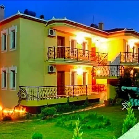 Uzun Ξενοδοχείο 3*